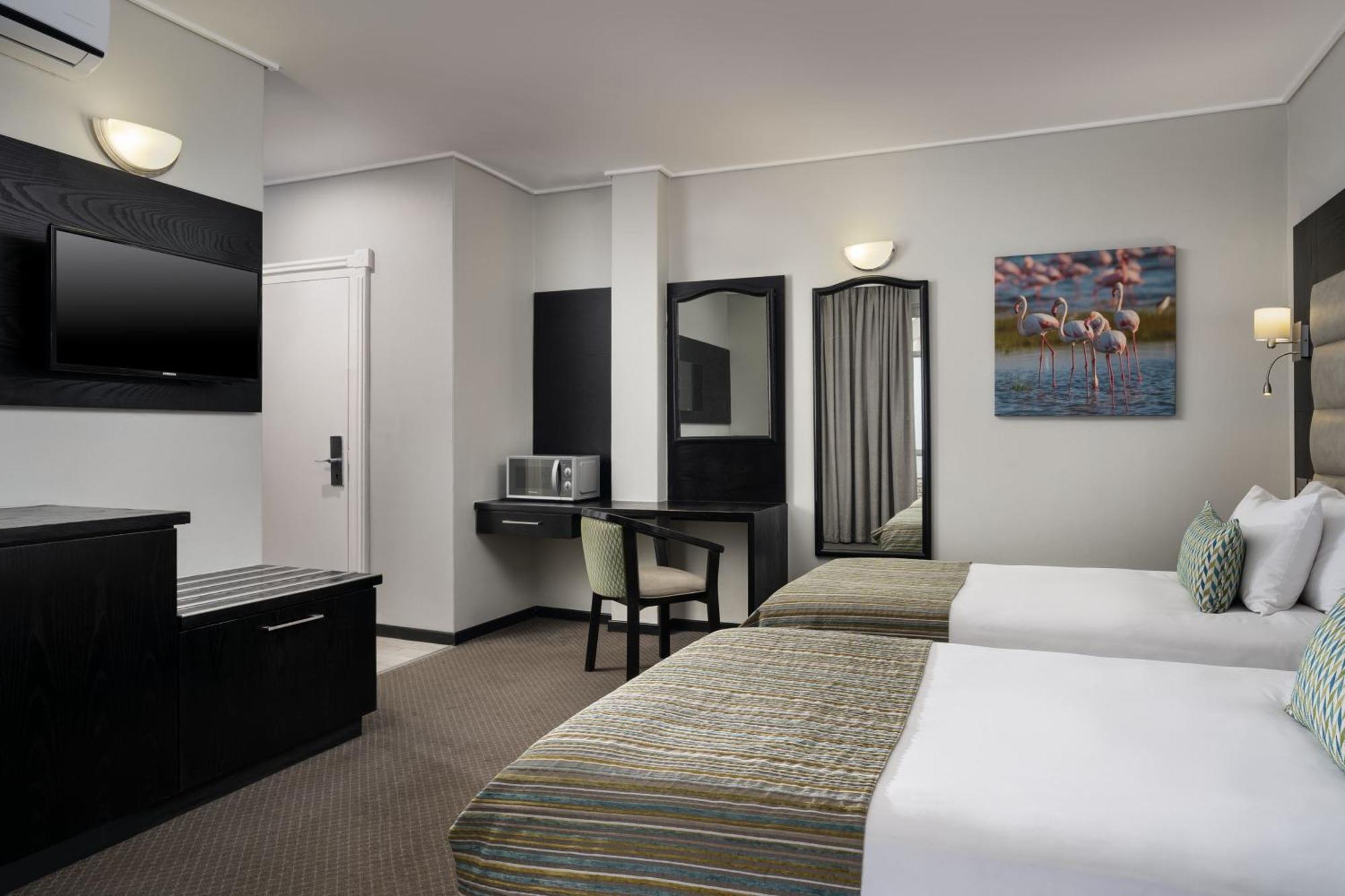 Protea Hotel By Marriott Walvis Bay Indongo Dış mekan fotoğraf