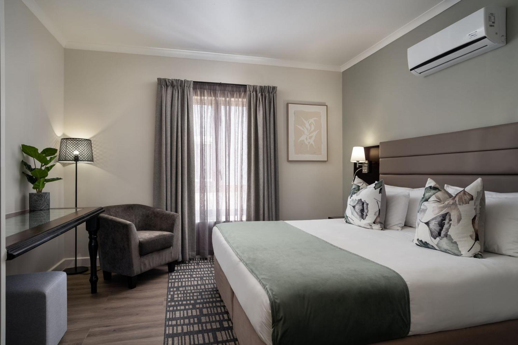 Protea Hotel By Marriott Walvis Bay Indongo Dış mekan fotoğraf