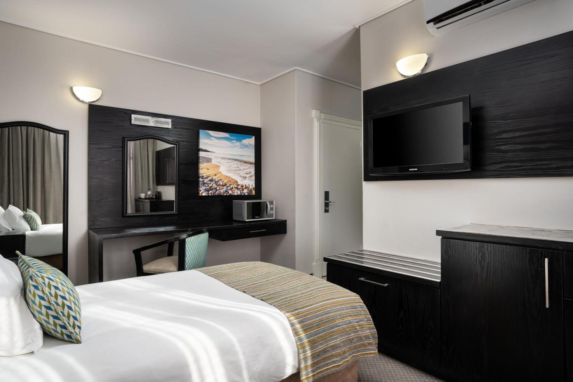 Protea Hotel By Marriott Walvis Bay Indongo Dış mekan fotoğraf