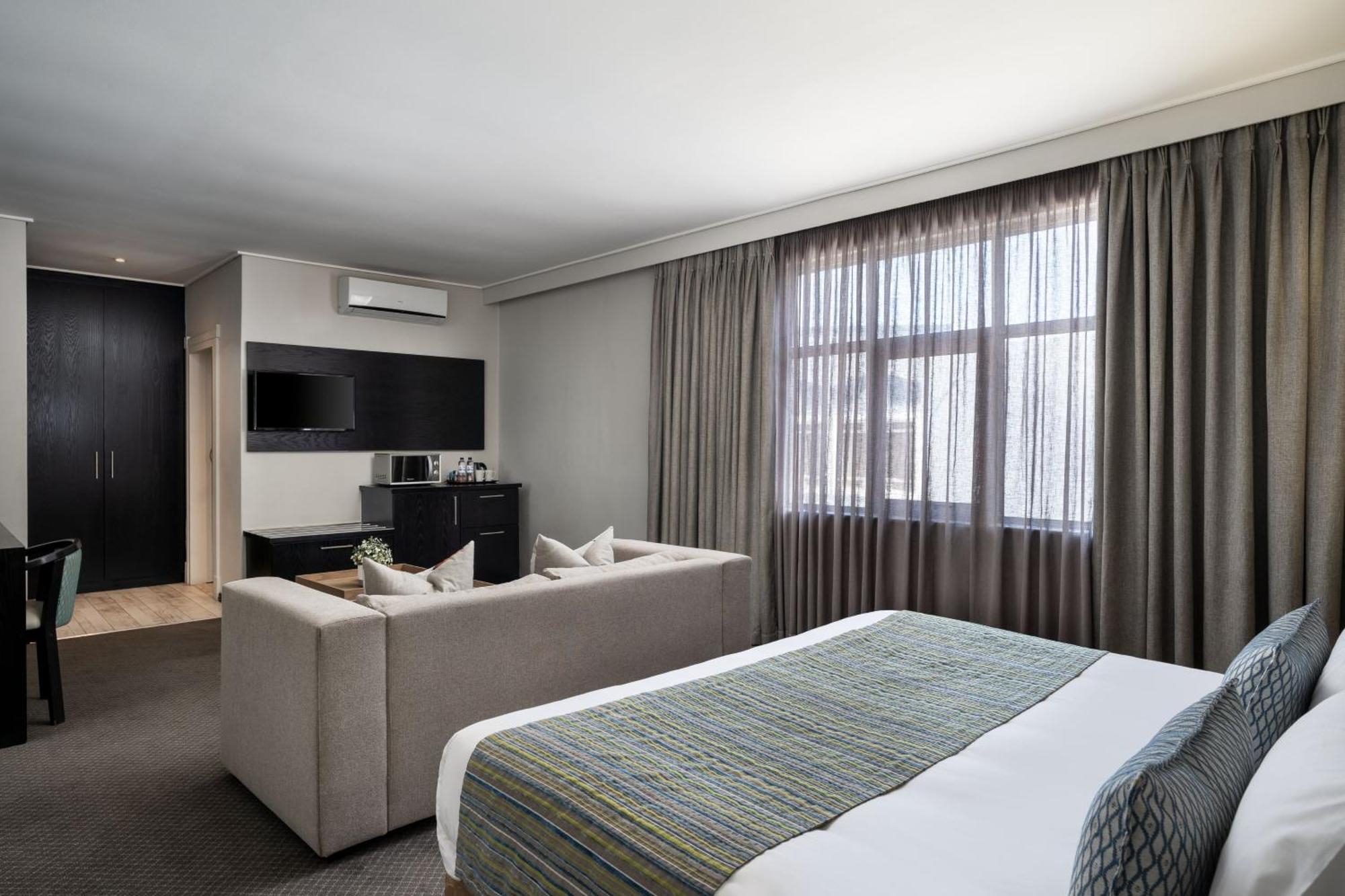 Protea Hotel By Marriott Walvis Bay Indongo Dış mekan fotoğraf