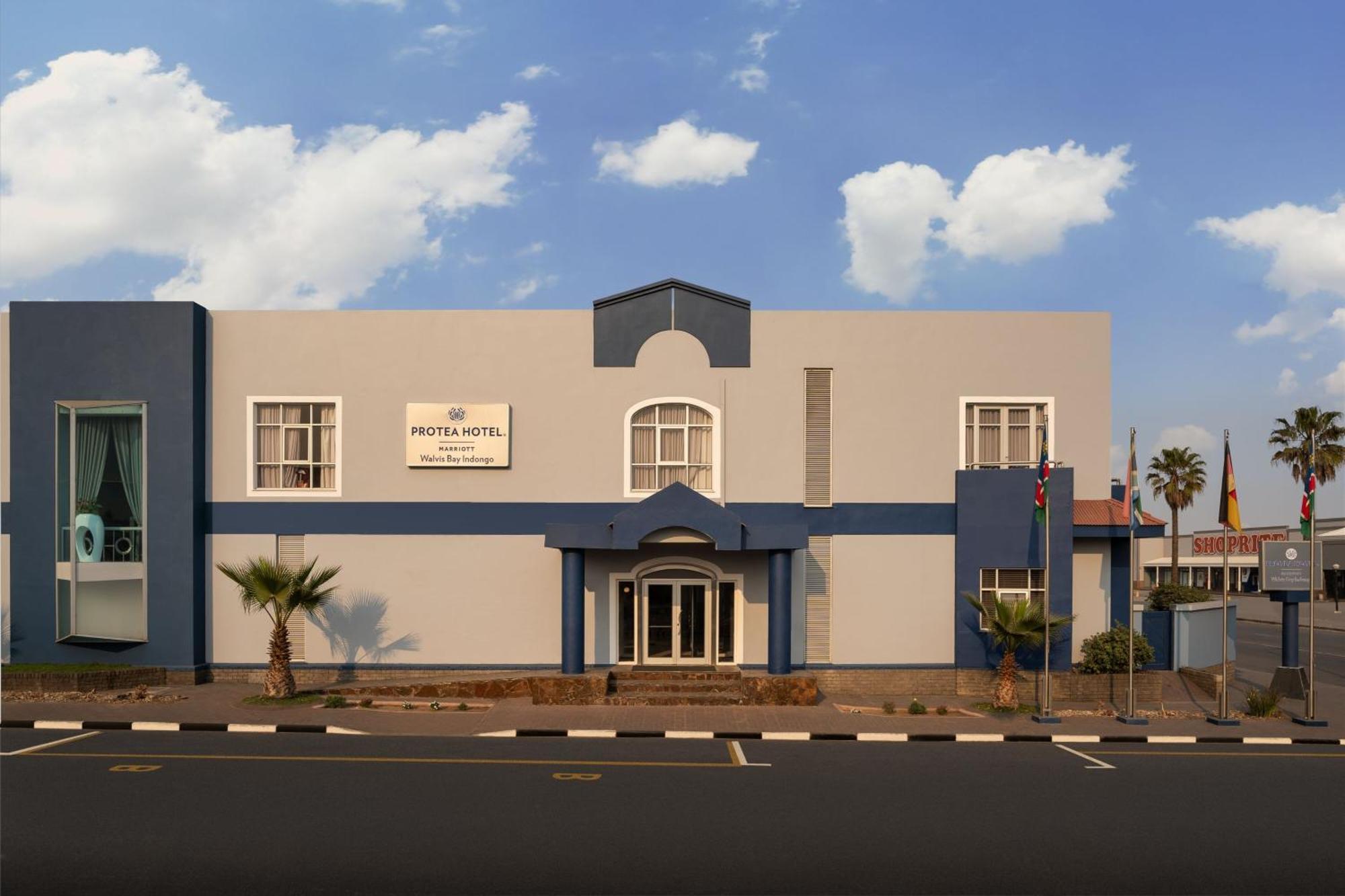 Protea Hotel By Marriott Walvis Bay Indongo Dış mekan fotoğraf