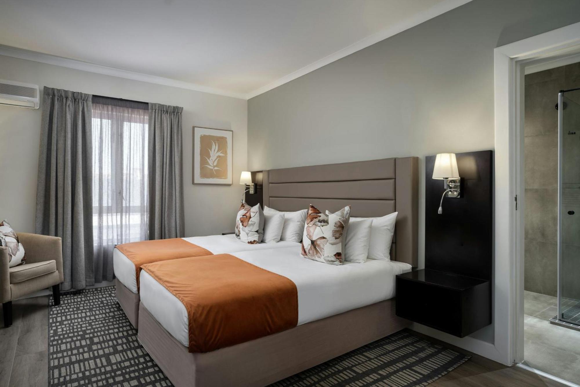 Protea Hotel By Marriott Walvis Bay Indongo Dış mekan fotoğraf