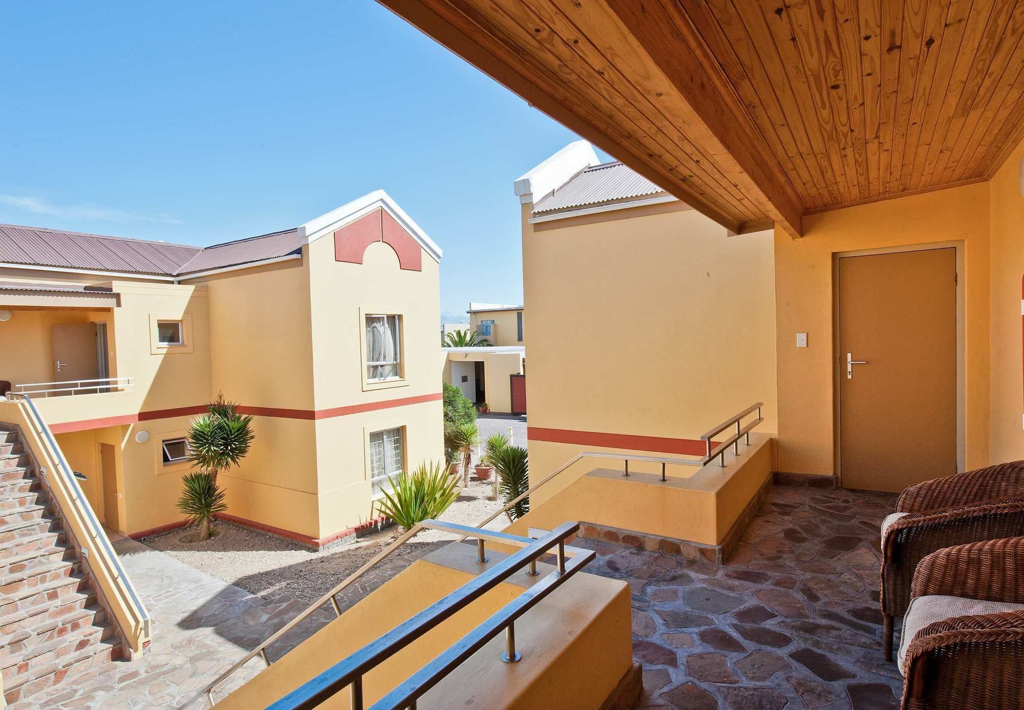 Protea Hotel By Marriott Walvis Bay Indongo Dış mekan fotoğraf